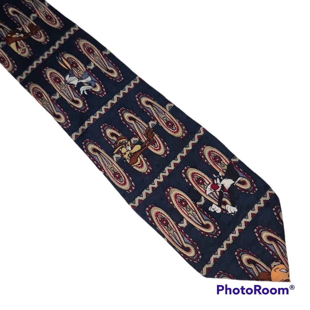 Looney Tunes Mania silk tie - Bugs, Taz, Daffy, Elmer, Sylvester, Wiley Coyote